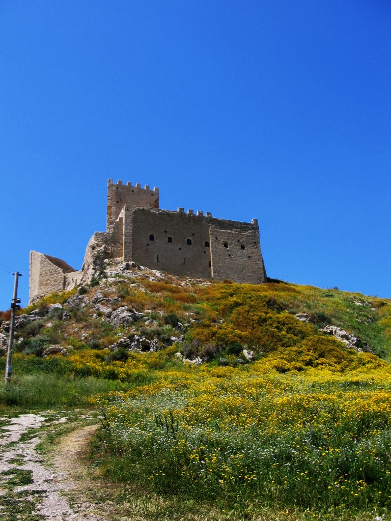 CASTELLO CHIARAMONTE